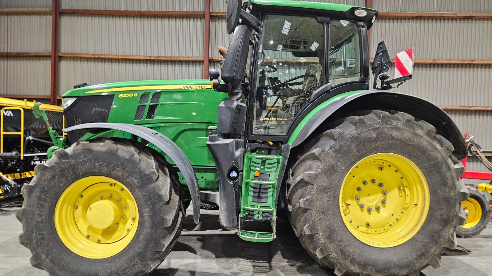 Traktor Türe ait John Deere 6250R Ultimate Edition, Gebrauchtmaschine içinde Nykøbing Falster (resim 2)