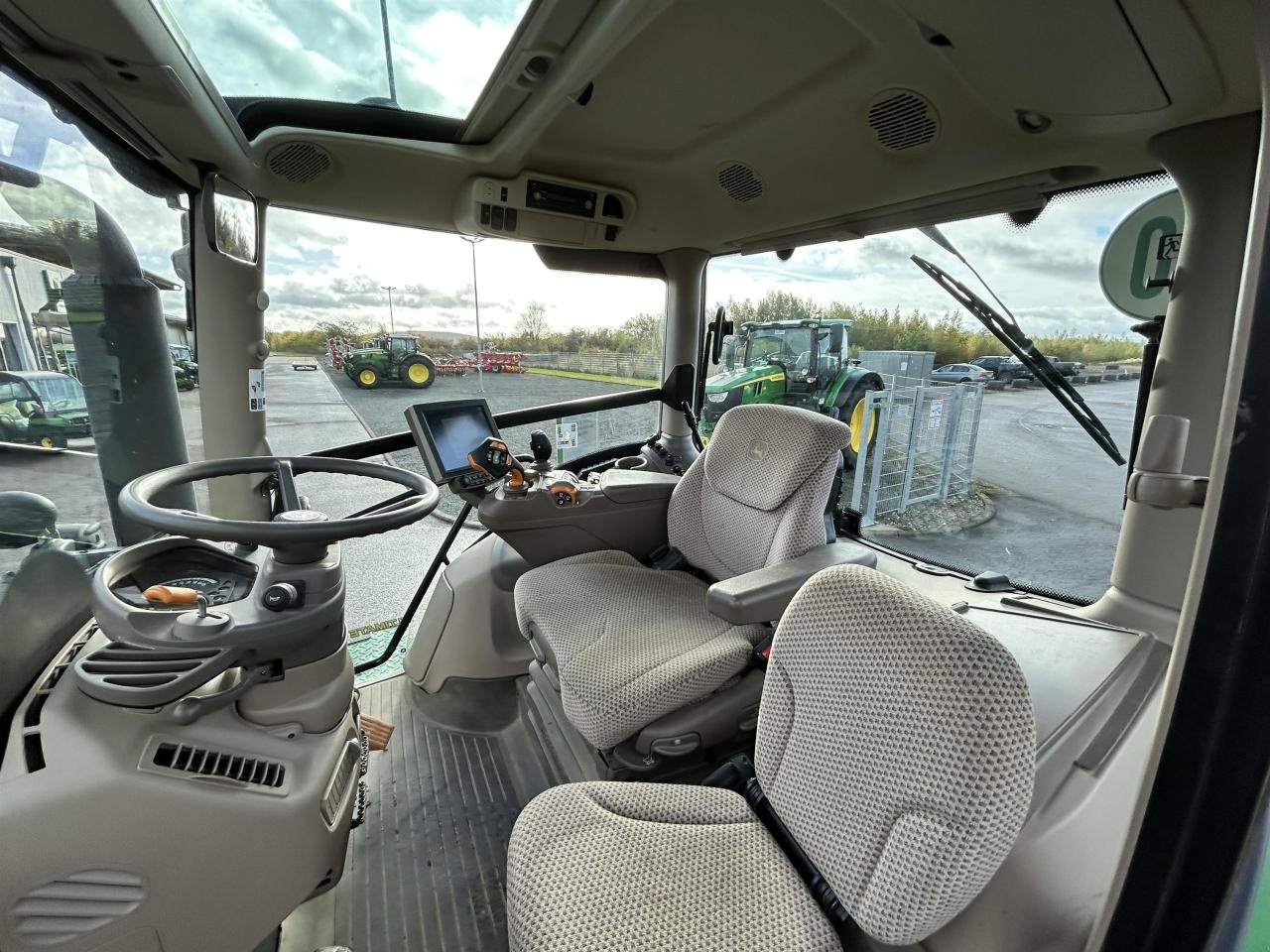 Traktor tipa John Deere 6250R Ultimate, Gebrauchtmaschine u Niederkirchen (Slika 11)