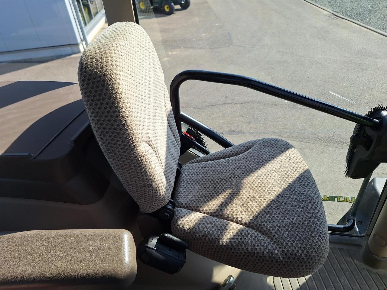 Traktor от тип John Deere 6250R Ultimate, Gebrauchtmaschine в Zweibrücken (Снимка 13)