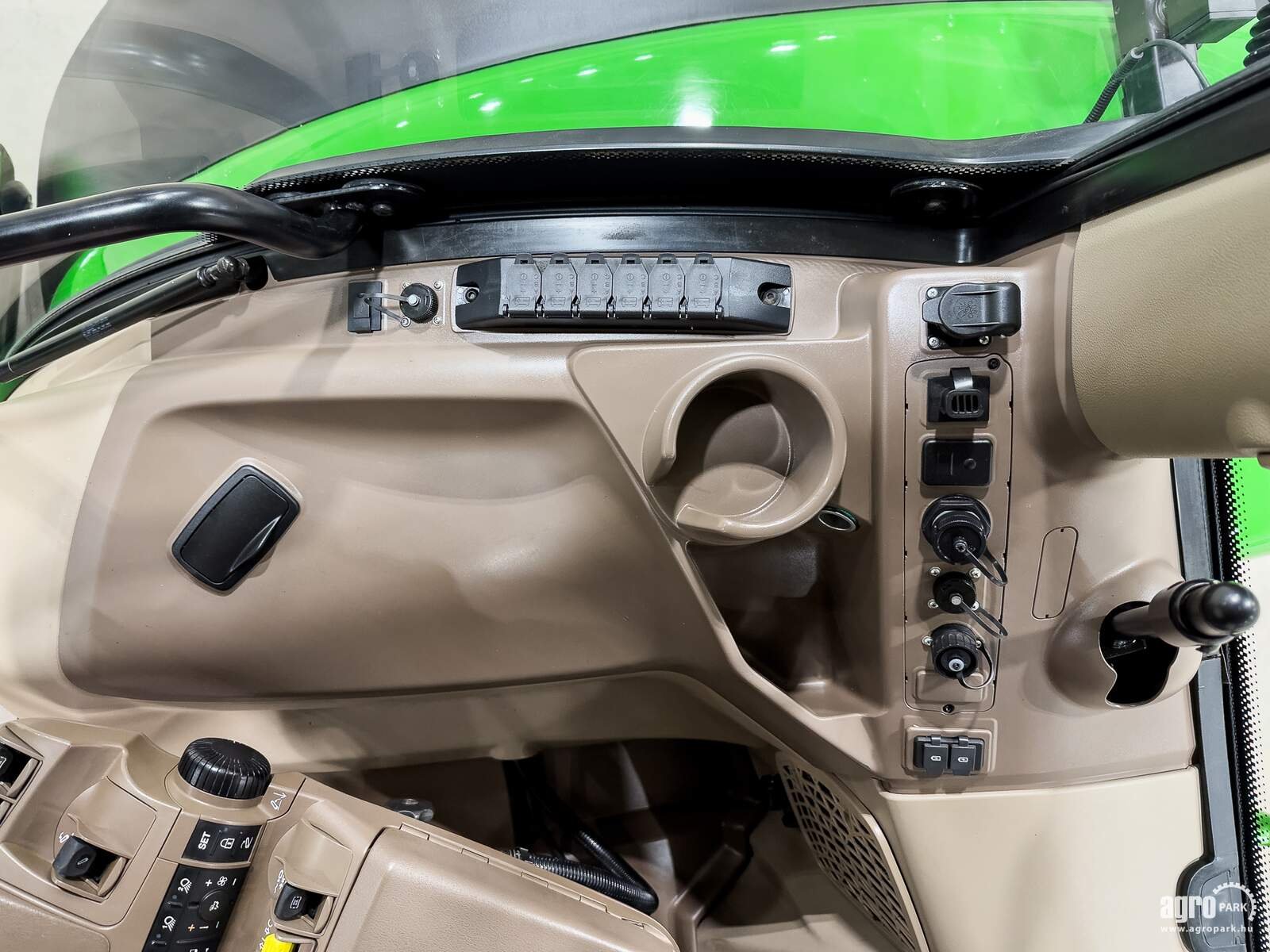 Traktor tipa John Deere 6250R, Gebrauchtmaschine u Csengele (Slika 23)