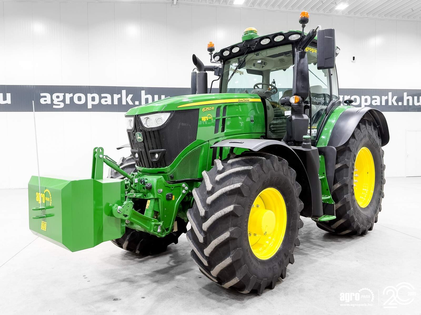 Traktor a típus John Deere 6250R, Gebrauchtmaschine ekkor: Csengele (Kép 1)
