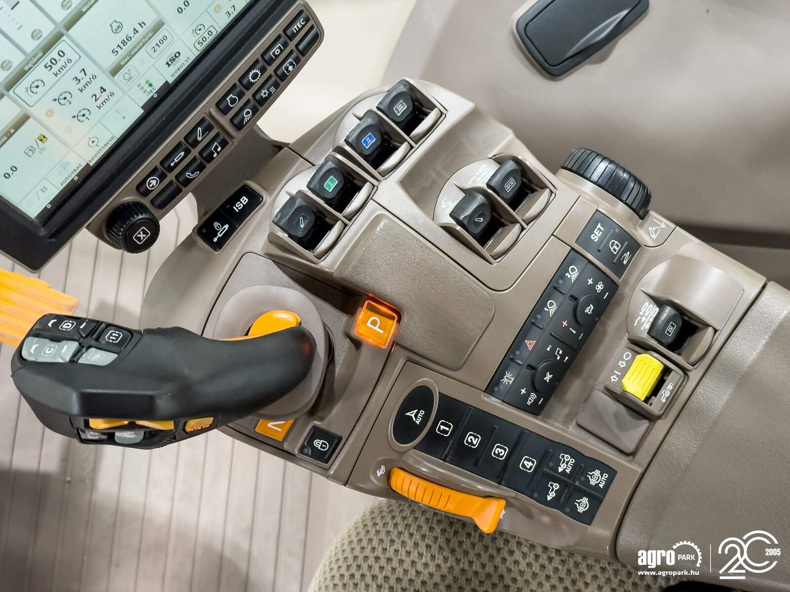 Traktor a típus John Deere 6250R, Gebrauchtmaschine ekkor: Csengele (Kép 15)