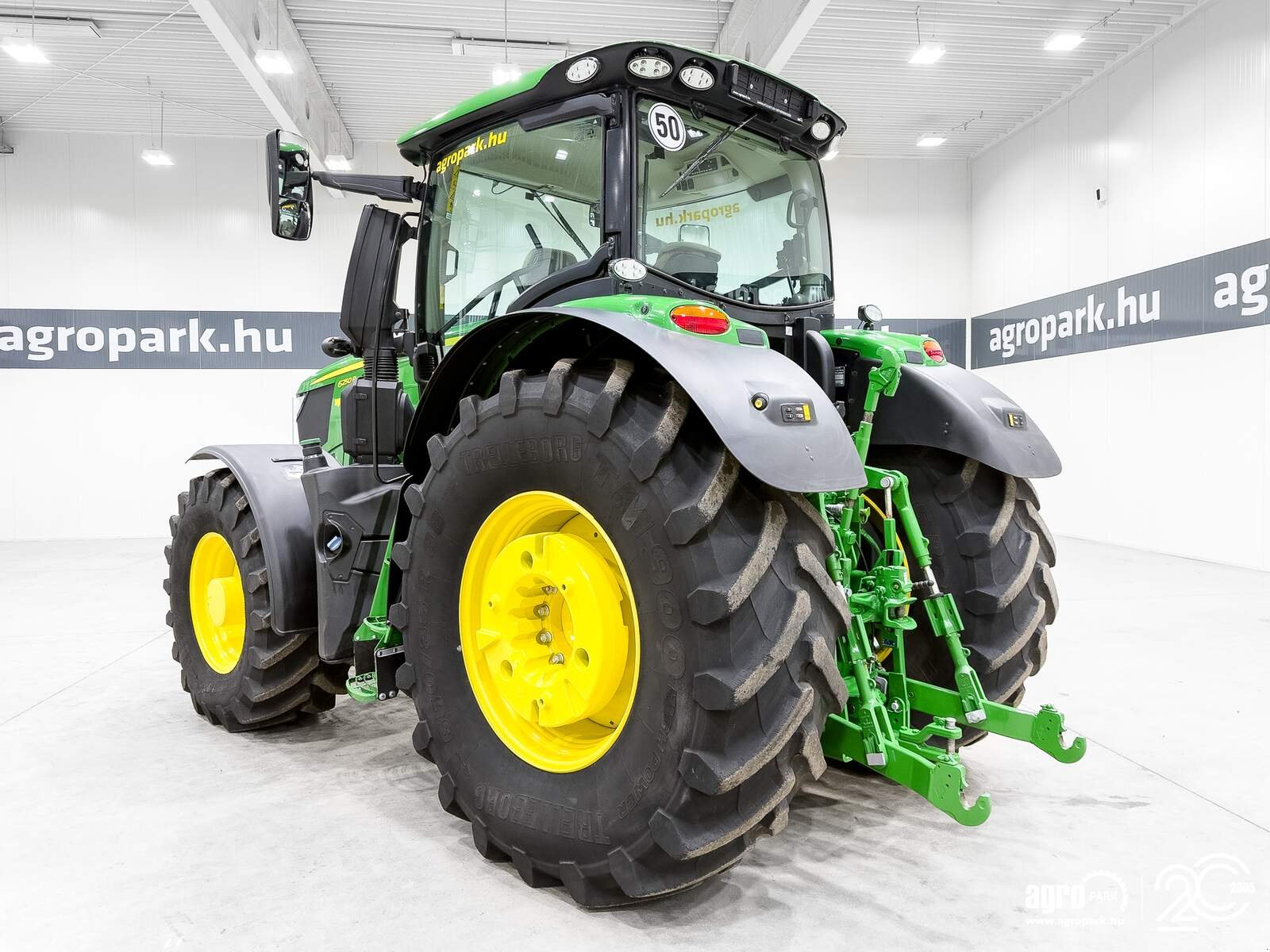 Traktor of the type John Deere 6250R, Gebrauchtmaschine in Csengele (Picture 4)