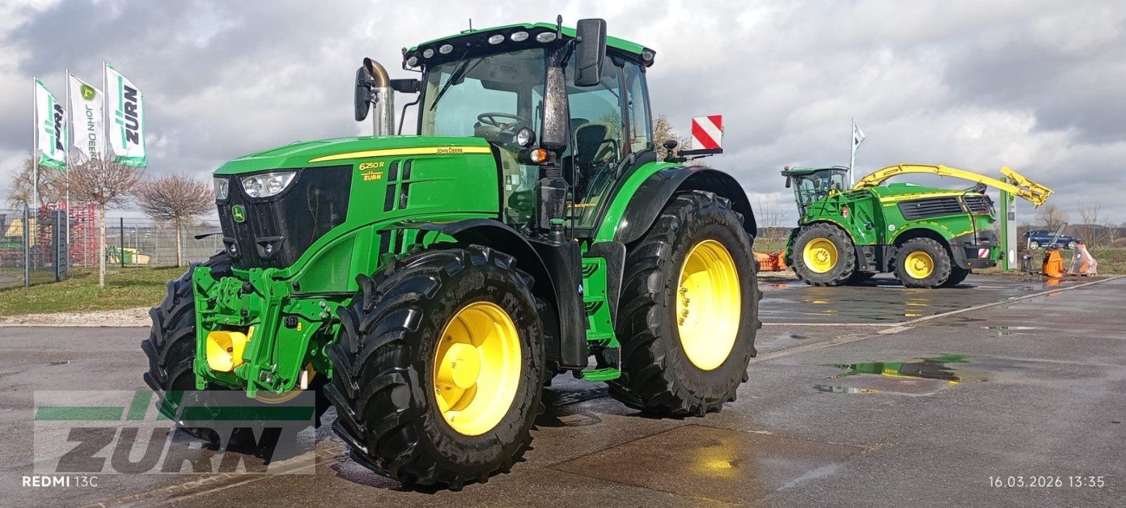 Traktor des Typs John Deere 6250R, Gebrauchtmaschine in Rot am See (Bild 4)
