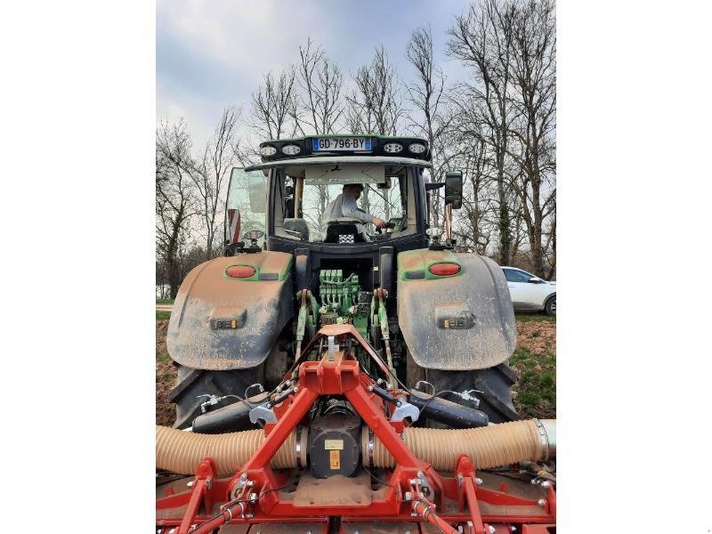 Traktor of the type John Deere 6250R, Gebrauchtmaschine in CHAUMONT (Picture 2)