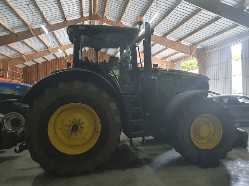 Traktor of the type John Deere 6250R, Gebrauchtmaschine in PITHIVIERS Cedex (Picture 3)
