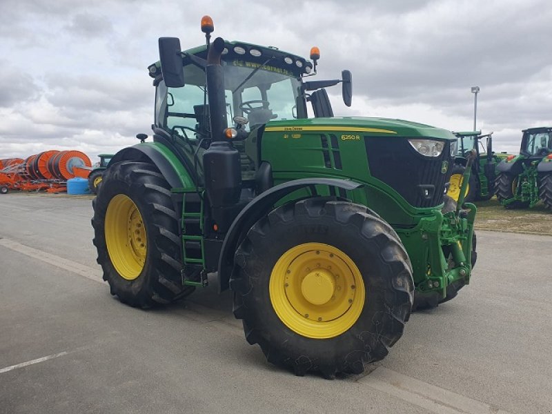 Traktor typu John Deere 6250R, Gebrauchtmaschine v PITHIVIERS Cedex (Obrázek 2)