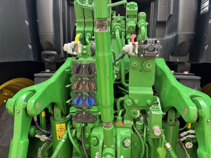 Traktor типа John Deere 6250R, Gebrauchtmaschine в VERDUN (Фотография 10)