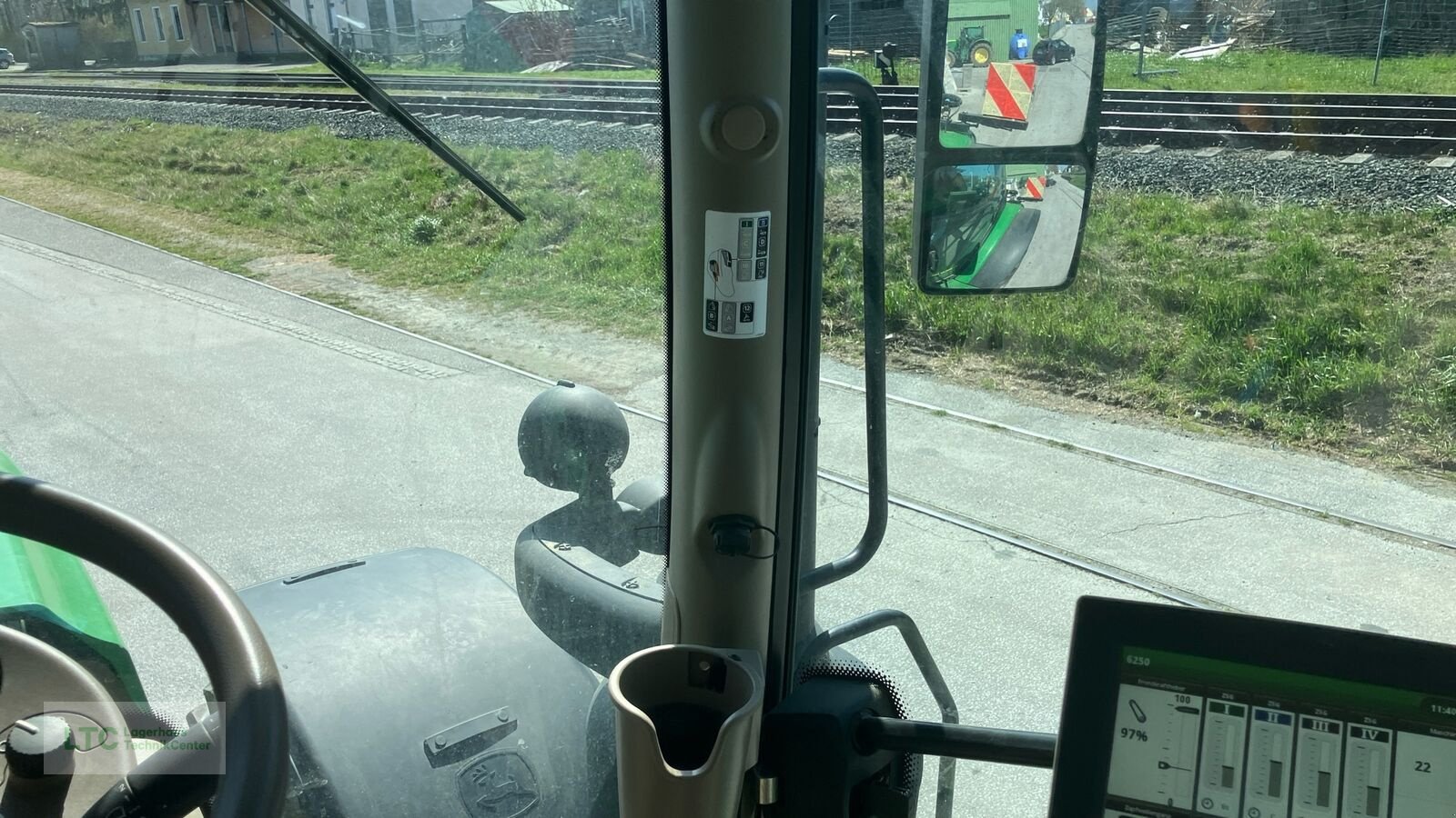 Traktor tipa John Deere 6250R, Gebrauchtmaschine u Großpetersdorf (Slika 15)