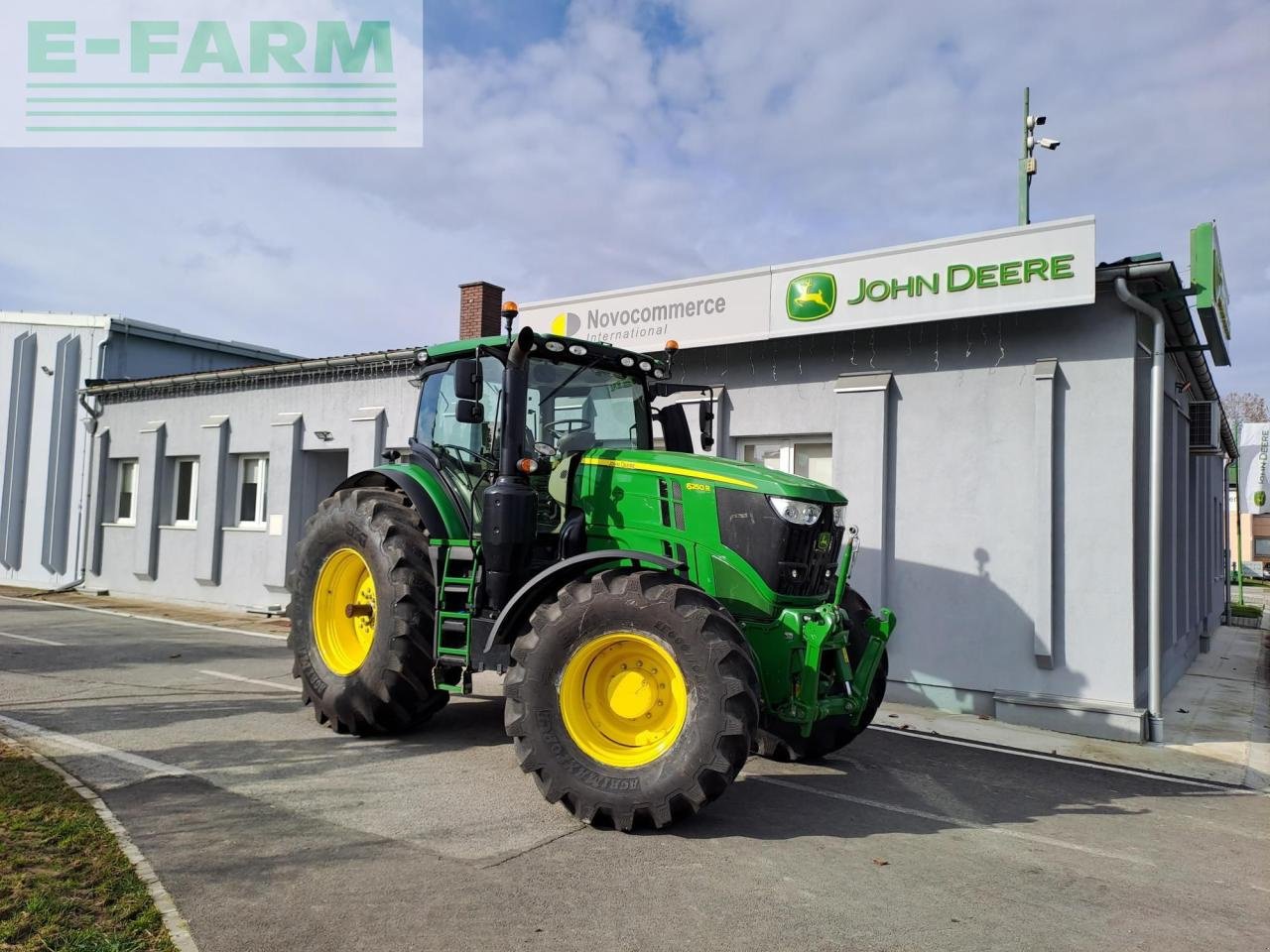 Traktor типа John Deere 6250R, Gebrauchtmaschine в OSIJEK (Фотография 2)