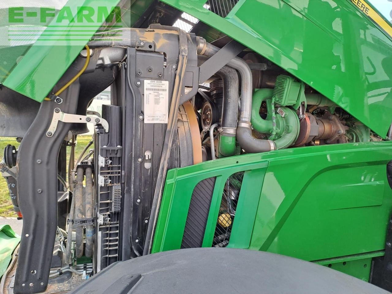 Traktor типа John Deere 6250R, Gebrauchtmaschine в OSIJEK (Фотография 9)