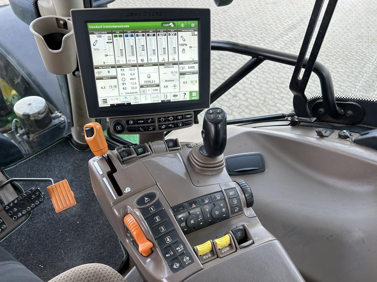 Traktor του τύπου John Deere 6250R, Gebrauchtmaschine σε Saksøbing (Φωτογραφία 3)