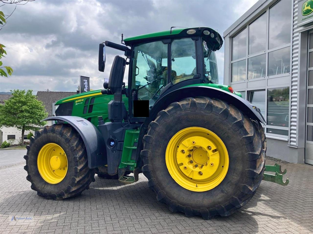 Traktor от тип John Deere 6250R, Gebrauchtmaschine в Hillesheim (Снимка 3)