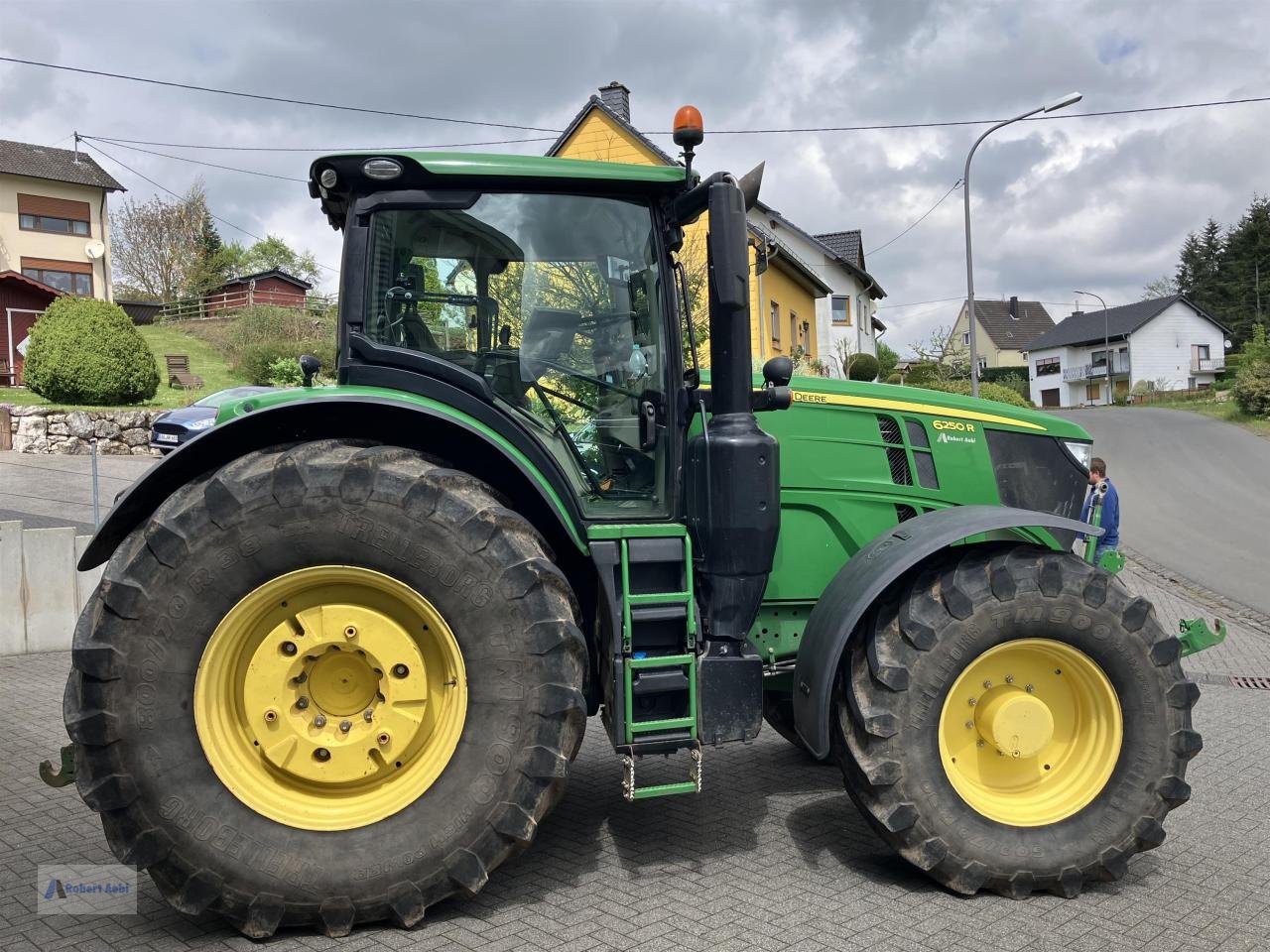 Traktor от тип John Deere 6250R, Gebrauchtmaschine в Hillesheim (Снимка 6)