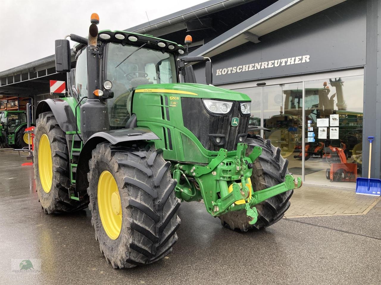 Traktor des Typs John Deere 6250R, Gebrauchtmaschine in Hofheim (Bild 2)