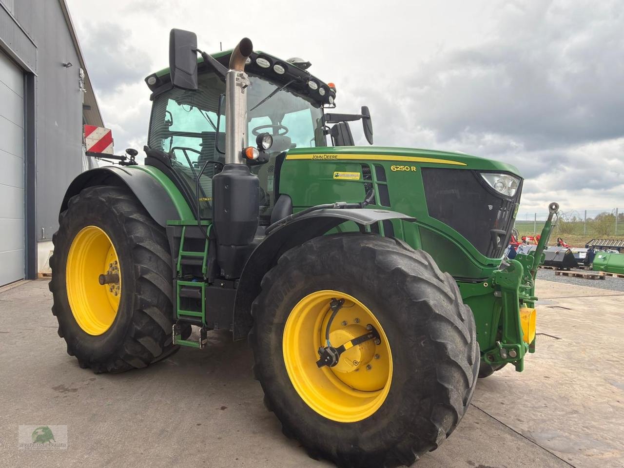 Traktor от тип John Deere 6250R, Gebrauchtmaschine в Hofheim (Снимка 1)