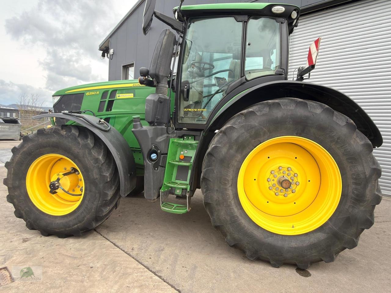 Traktor от тип John Deere 6250R, Gebrauchtmaschine в Hofheim (Снимка 4)