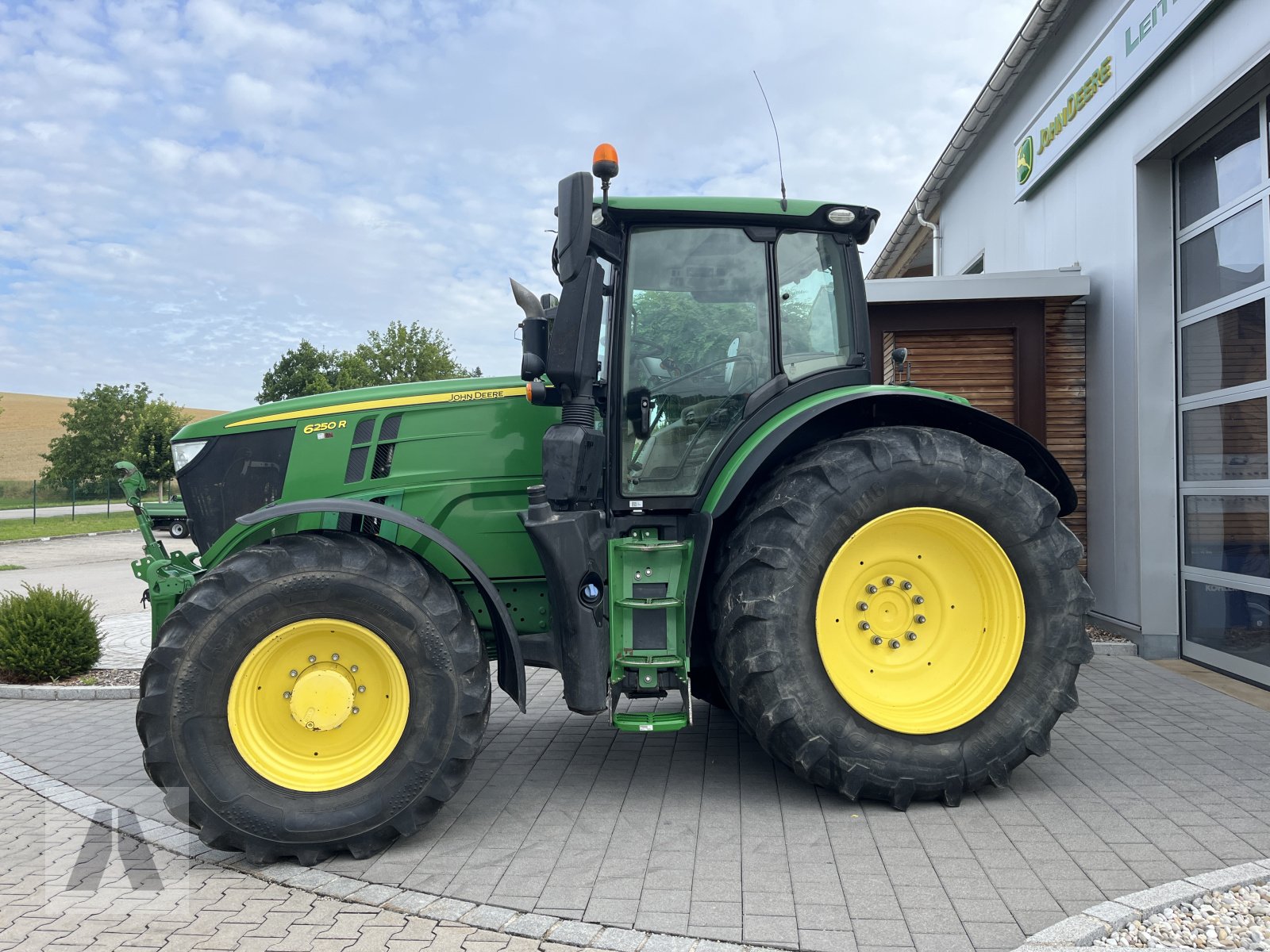 Traktor typu John Deere 6250R, Gebrauchtmaschine w Tettenweis I Karpfham (Zdjęcie 2)