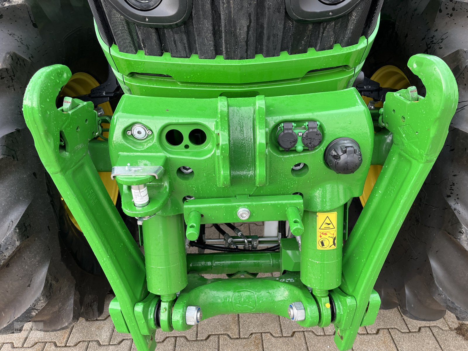 Traktor des Typs John Deere 6250R, Gebrauchtmaschine in Eggenfelden (Bild 7)