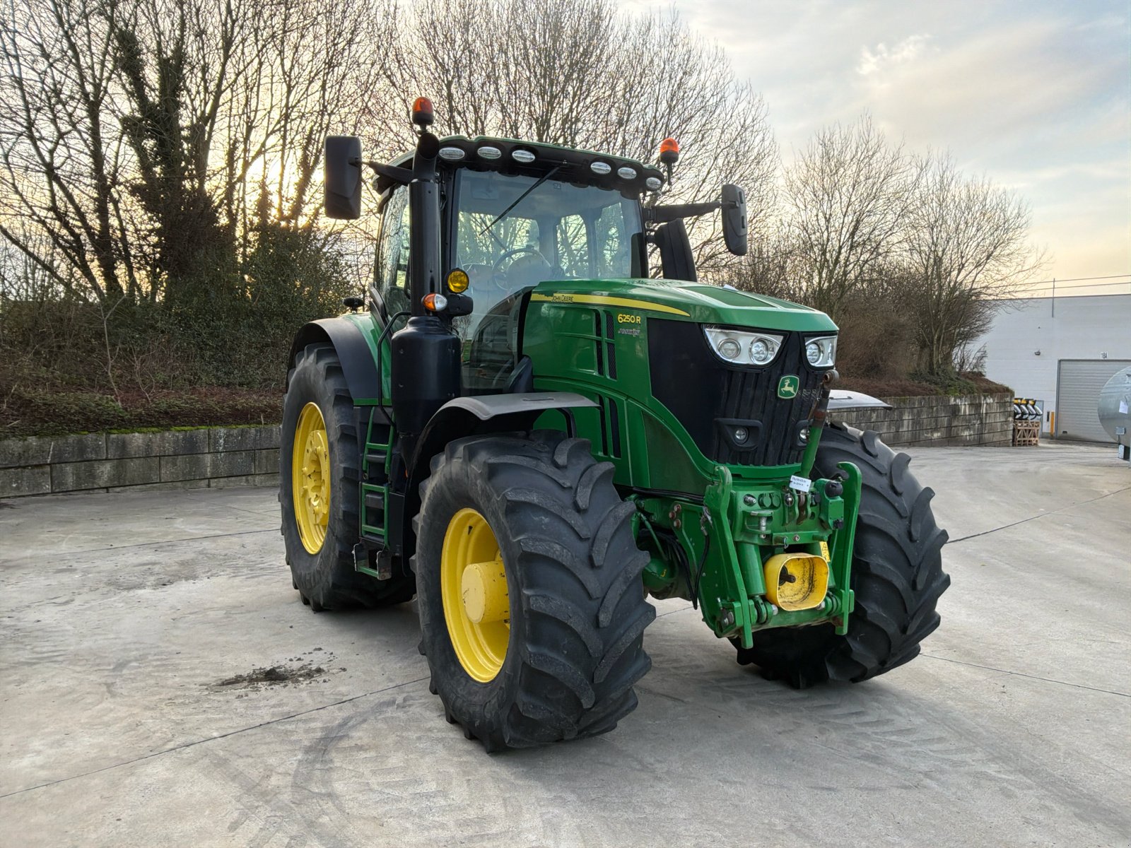 Traktor typu John Deere 6250R, Gebrauchtmaschine v Soumagne (Obrázek 2)