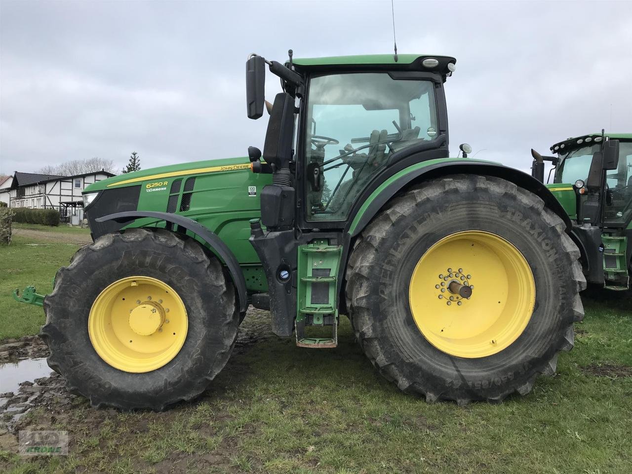 Traktor des Typs John Deere 6250R, Gebrauchtmaschine in Alt-Mölln (Bild 1)