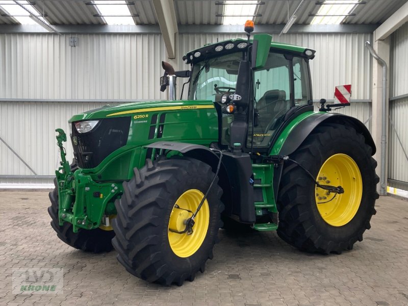 Traktor типа John Deere 6250R, Gebrauchtmaschine в Spelle