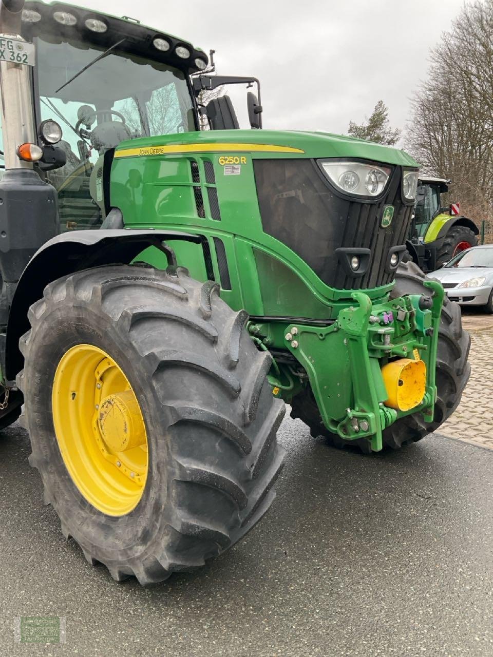 Traktor des Typs John Deere 6250R, Mietmaschine in Leubsdorf (Bild 4)