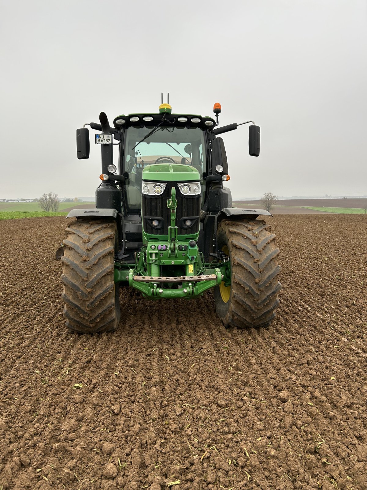 Traktor типа John Deere 6250R, Gebrauchtmaschine в hausen (Фотография 2)