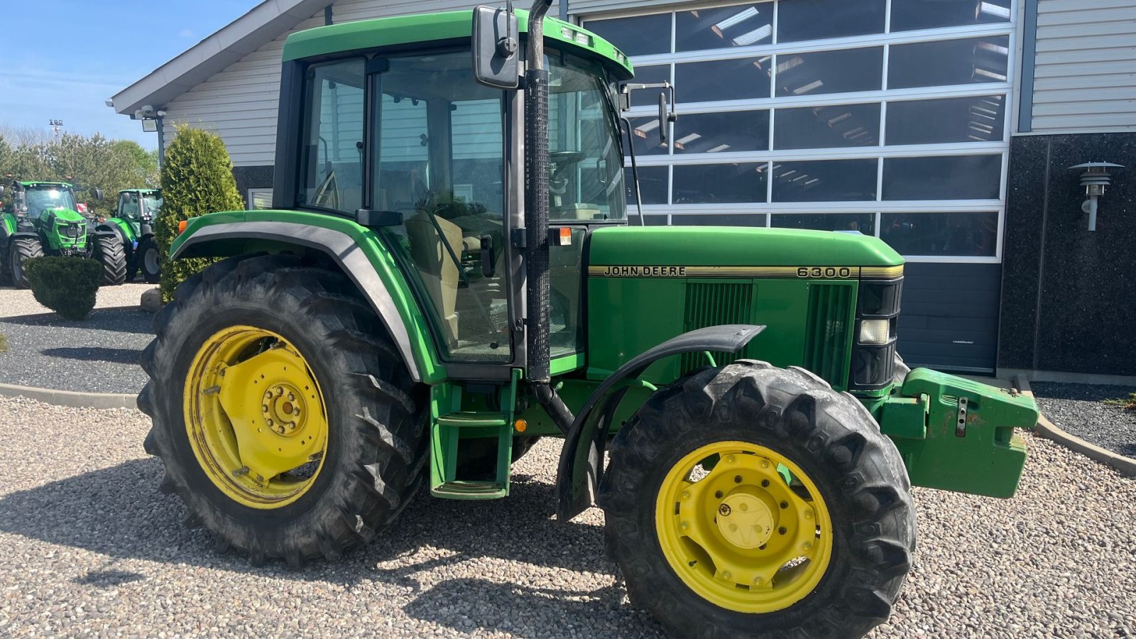 Traktor от тип John Deere 6300 Meget velholdt traktor. Samme ejer de sidste 29år, Gebrauchtmaschine в Lintrup (Снимка 16)