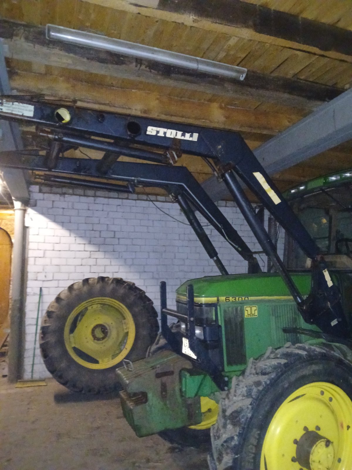 Traktor typu John Deere 6300, Gebrauchtmaschine v Buxtehude (Obrázek 3)