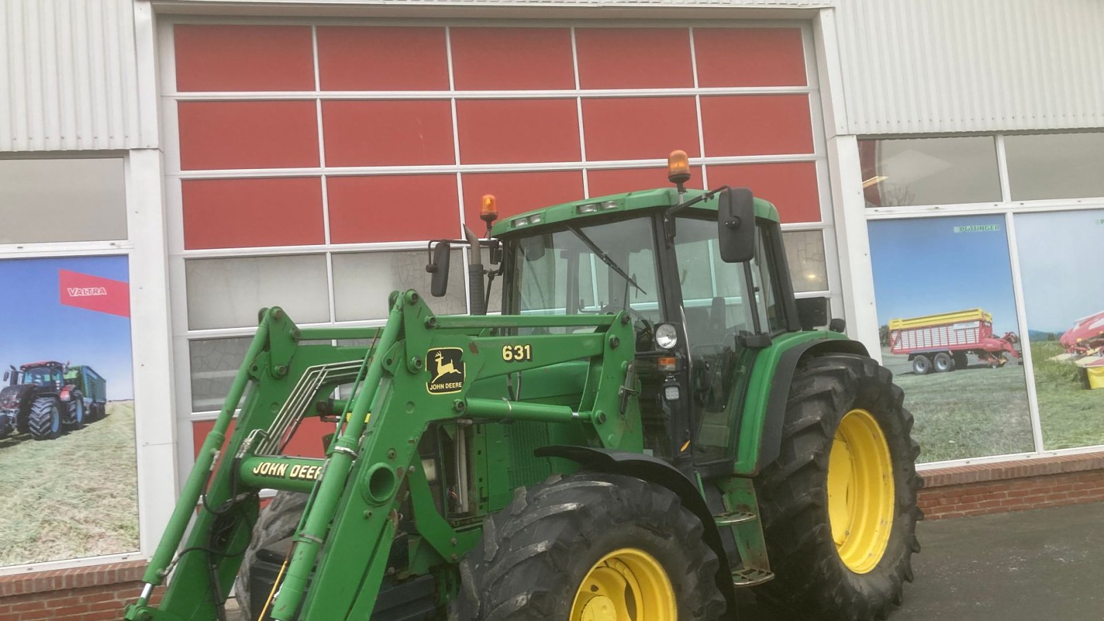 Traktor van het type John Deere 6310 M/631 LÆSSER, Gebrauchtmaschine in Hobro (Foto 2)