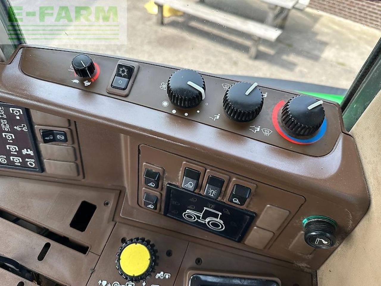 Traktor van het type John Deere 6310 premium, Gebrauchtmaschine in PS LEMELE (Foto 23)