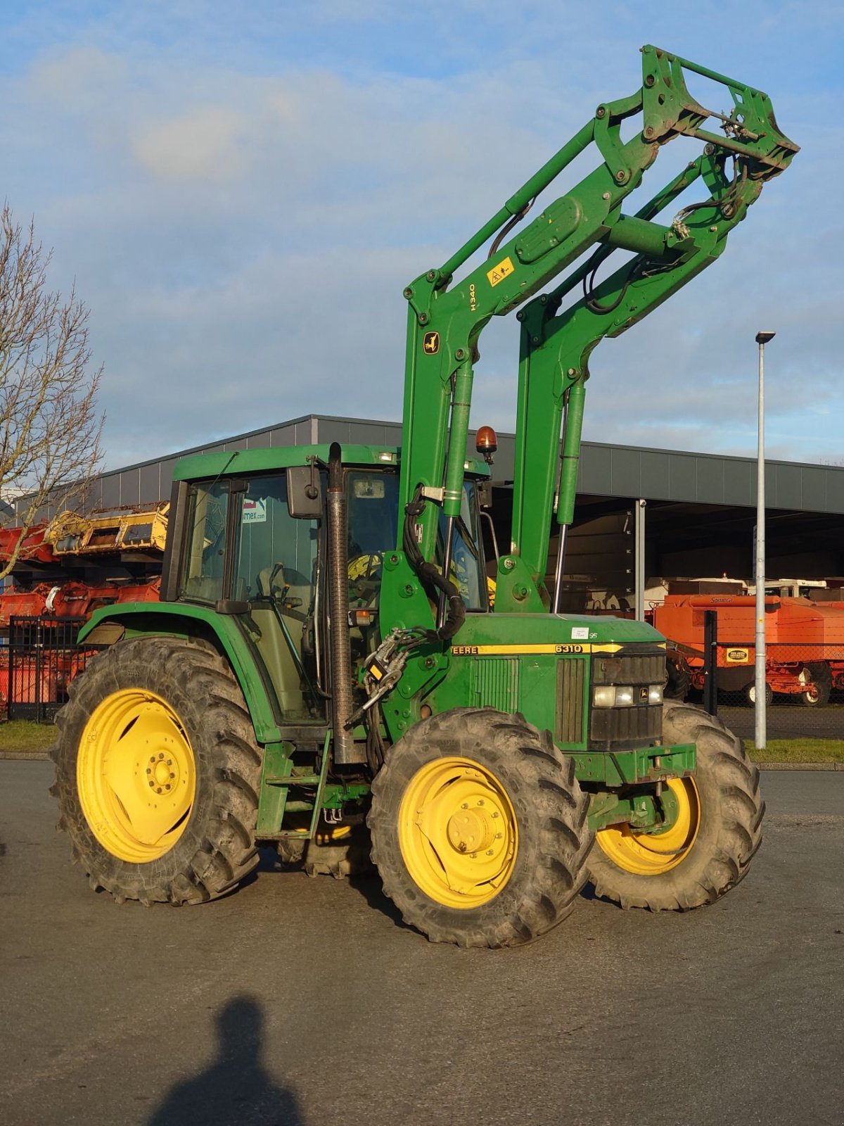 Traktor типа John Deere 6310, Gebrauchtmaschine в Wieringerwerf (Фотография 3)