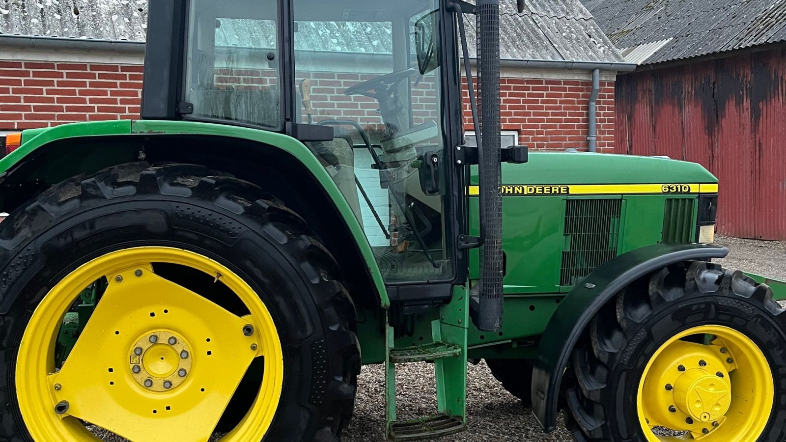 Traktor Türe ait John Deere 6310, Gebrauchtmaschine içinde Varde (resim 3)