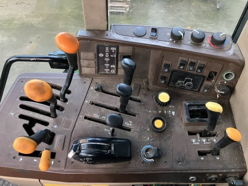 Traktor typu John Deere 6310, Gebrauchtmaschine v St. - Jacobiparochie (Obrázek 9)