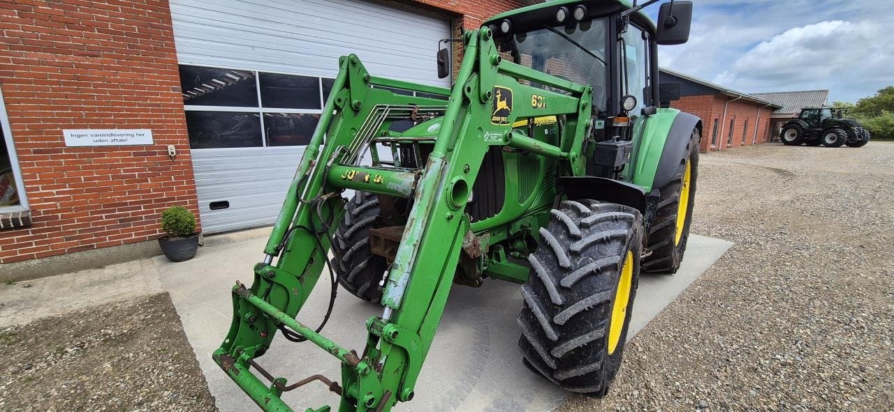 Traktor typu John Deere 6320 M/FRONTLÆSSER, Gebrauchtmaschine v Grindsted (Obrázek 3)