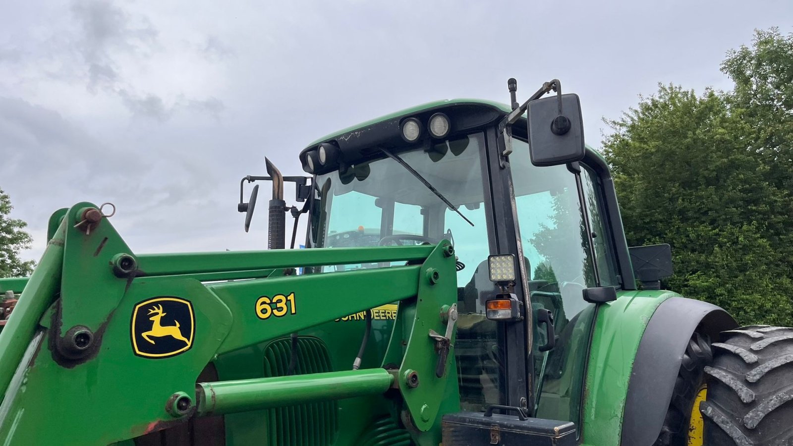Traktor του τύπου John Deere 6320 m/JD 631 Frontlæsser  AutoPower og TLS affjedret foraksel, Gebrauchtmaschine σε Lintrup (Φωτογραφία 18)