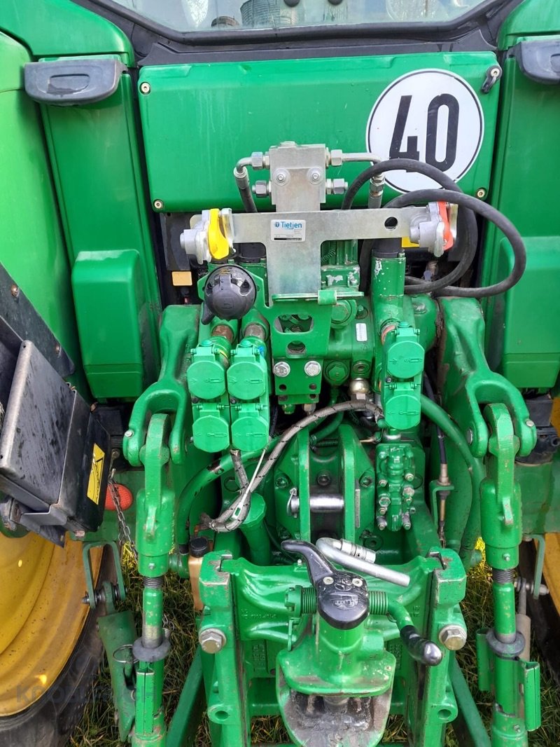 Traktor типа John Deere 6320 Premium, Gebrauchtmaschine в Stockach (Фотография 8)
