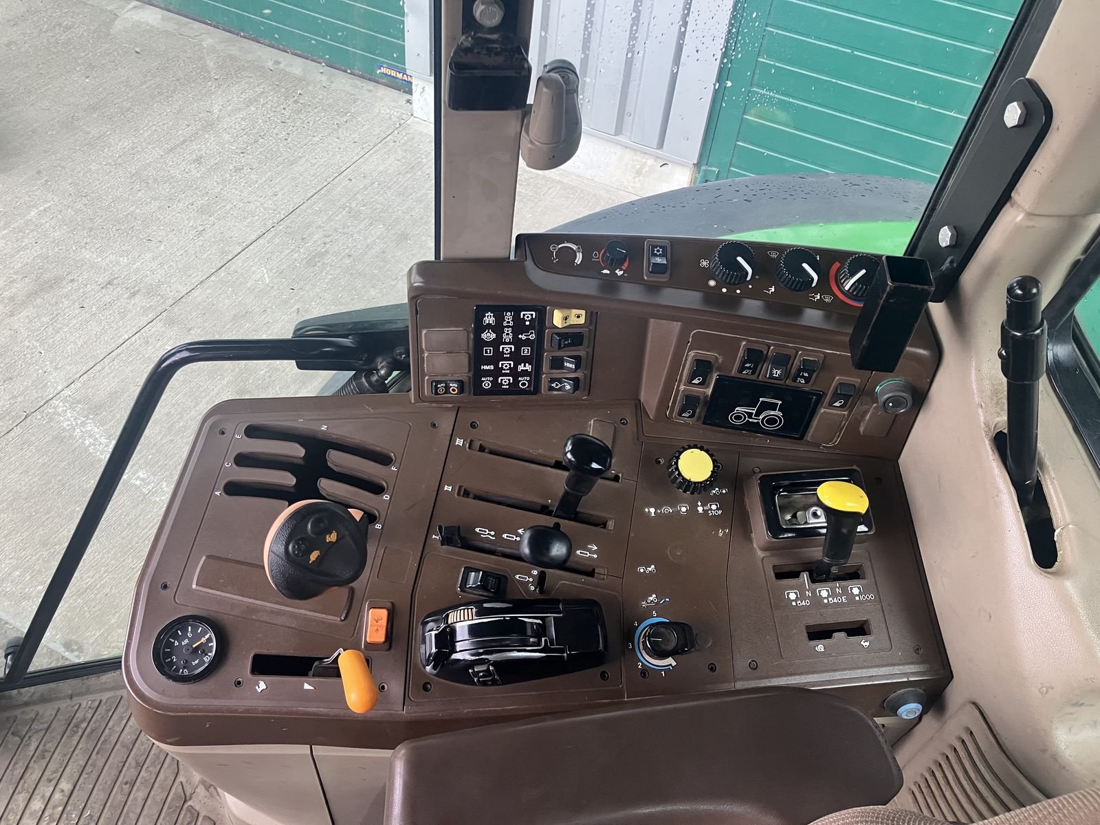 Traktor van het type John Deere 6320 Premium, Gebrauchtmaschine in Hürm (Foto 12)