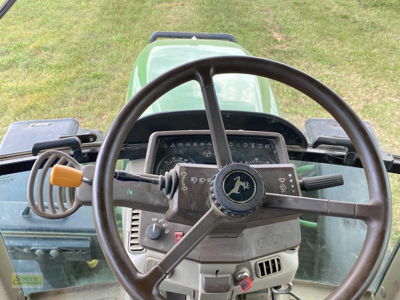 Traktor typu John Deere 6320 Premium, Gebrauchtmaschine v Marsberg-Giershagen (Obrázek 10)