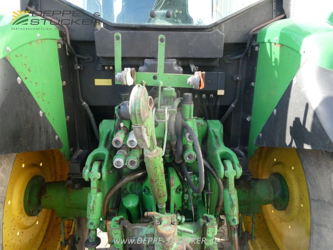 Traktor от тип John Deere 6320 SE, Gebrauchtmaschine в Lauterberg/Barbis (Снимка 11)