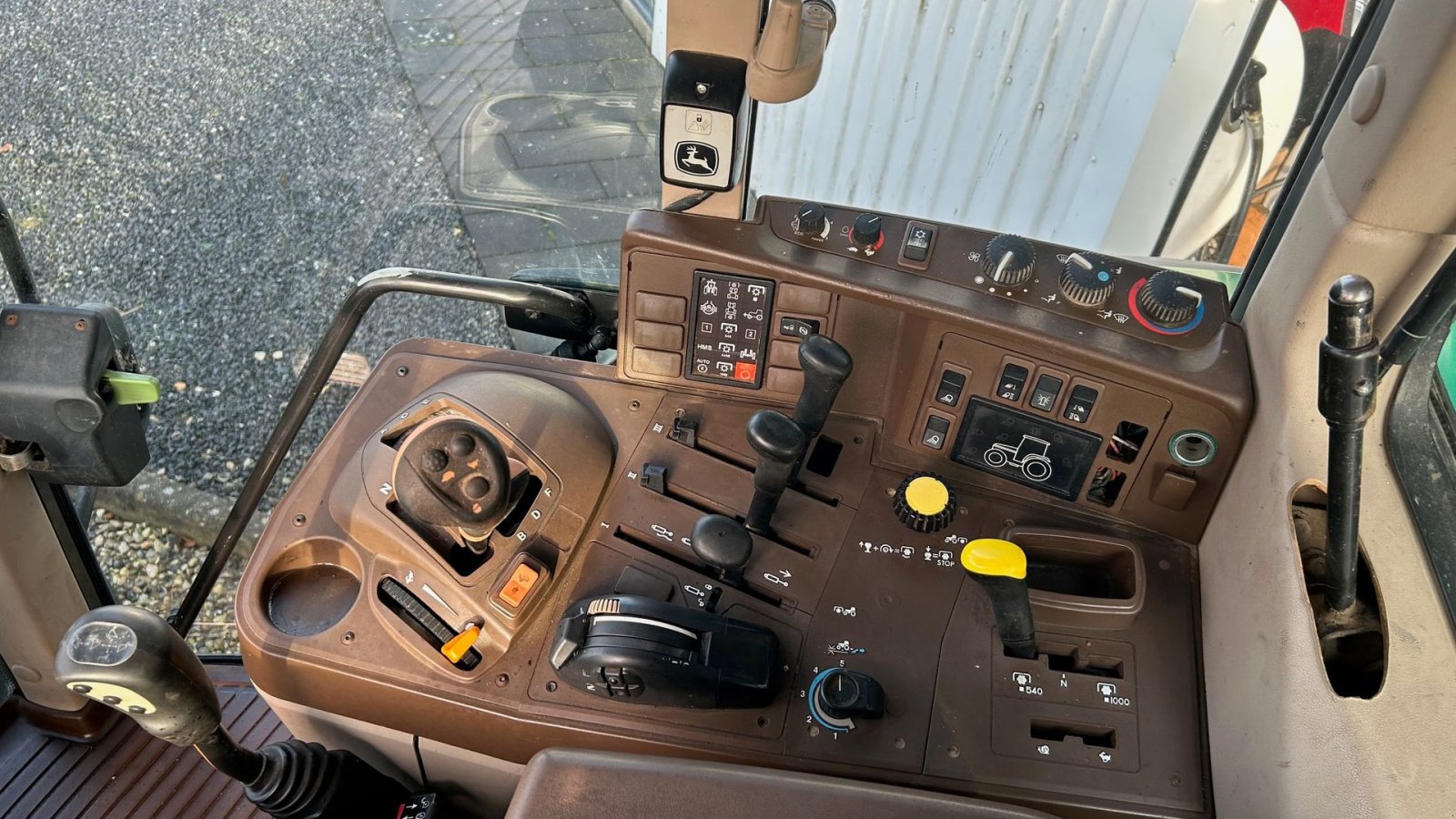 Traktor типа John Deere 6320 TLS Autoquad, Gebrauchtmaschine в Thorsø (Фотография 16)