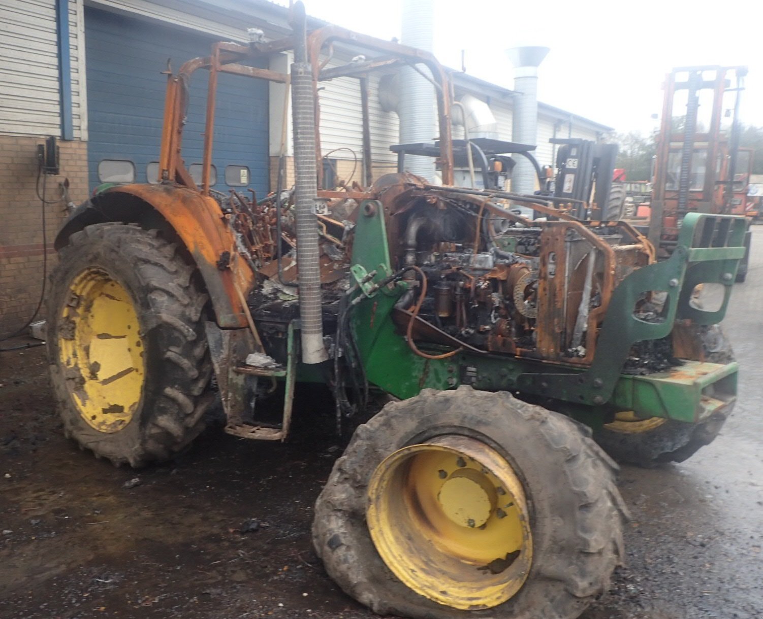 Traktor of the type John Deere 6320, Gebrauchtmaschine in Viborg (Picture 2)