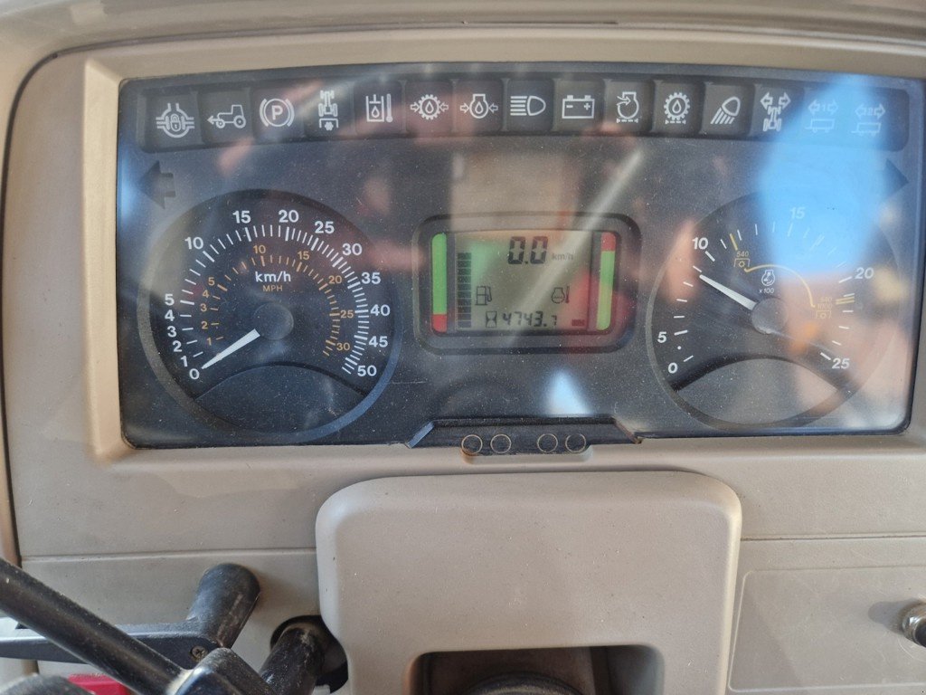 Traktor от тип John Deere 6320, Gebrauchtmaschine в Etziken (Снимка 6)