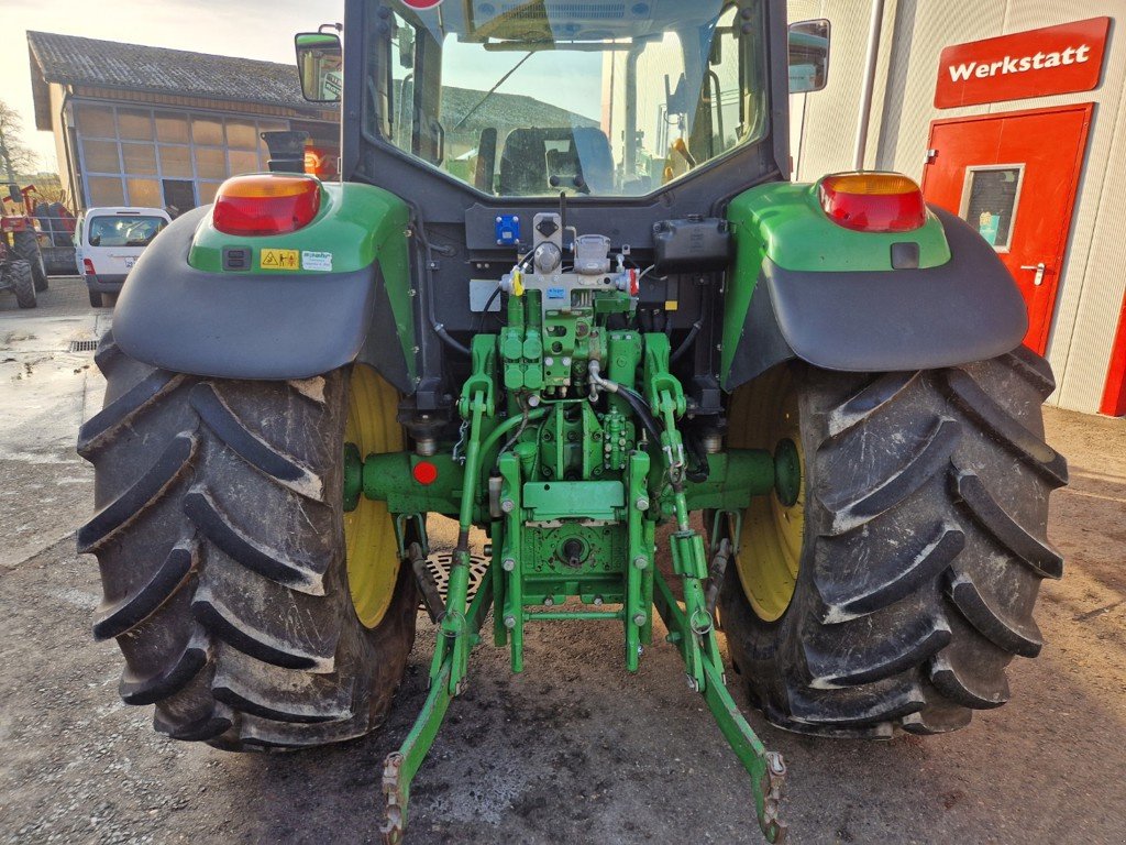 Traktor от тип John Deere 6320, Gebrauchtmaschine в Etziken (Снимка 3)