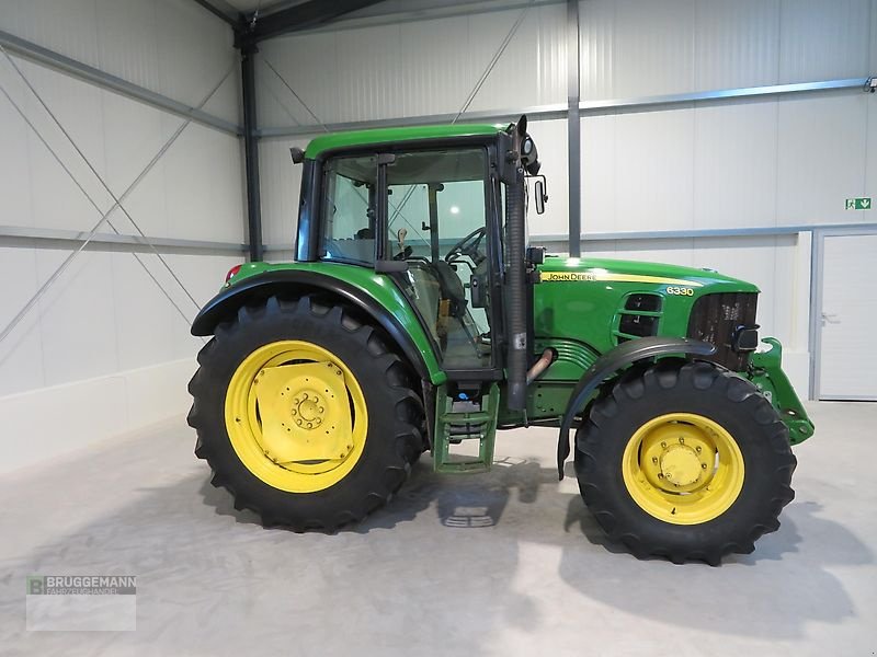 Traktor typu John Deere 6330 mit DL+Klima, Gebrauchtmaschine v Meppen (Obrázek 5)