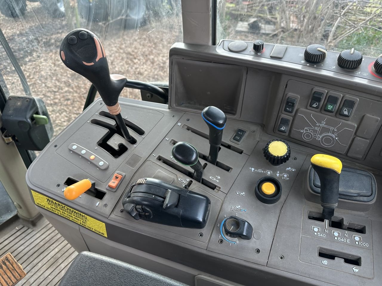 Traktor от тип John Deere 6330 Powerquad, Gebrauchtmaschine в Rossum (Снимка 9)