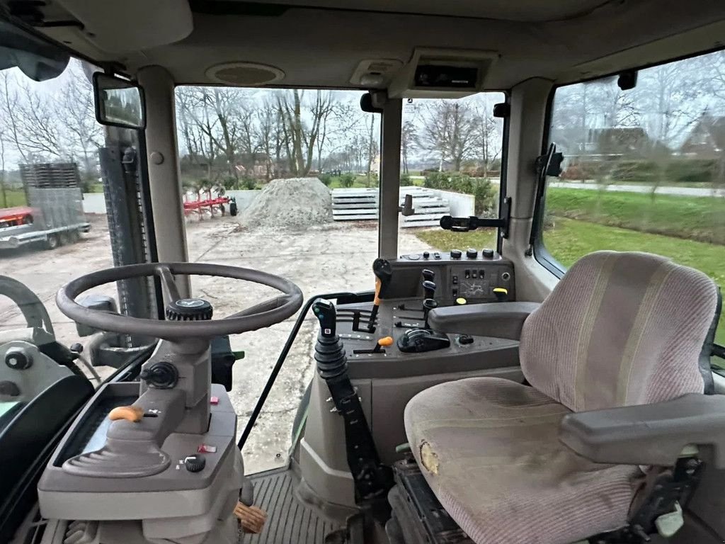 Traktor типа John Deere 6330 PQ 6330 PQ Fronthef front pto, Gebrauchtmaschine в Ruinerwold (Фотография 8)