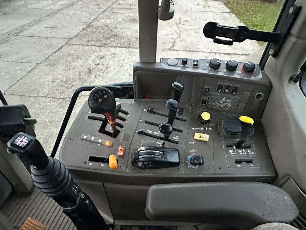 Traktor типа John Deere 6330 PQ 6330 PQ Fronthef front pto, Gebrauchtmaschine в Ruinerwold (Фотография 5)