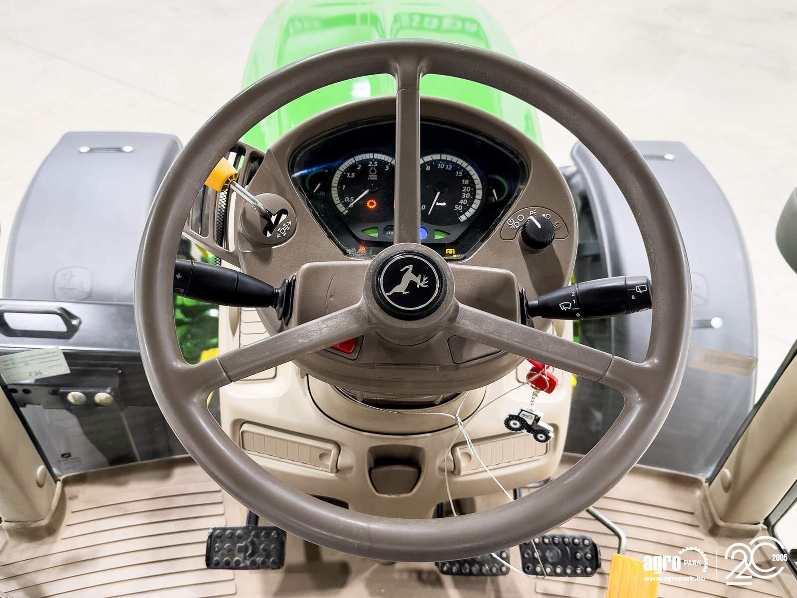 Traktor typu John Deere 6330 Premium, Gebrauchtmaschine v Csengele (Obrázek 24)